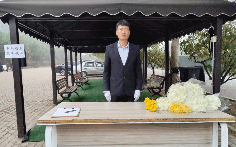 1761740843902911.gif cyj1.gif